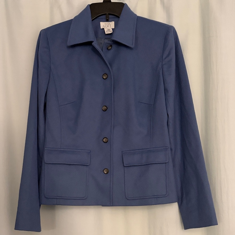 LOFT Women's Classic Blue Button-Up Wool Blazer, size 4, Preppy Business